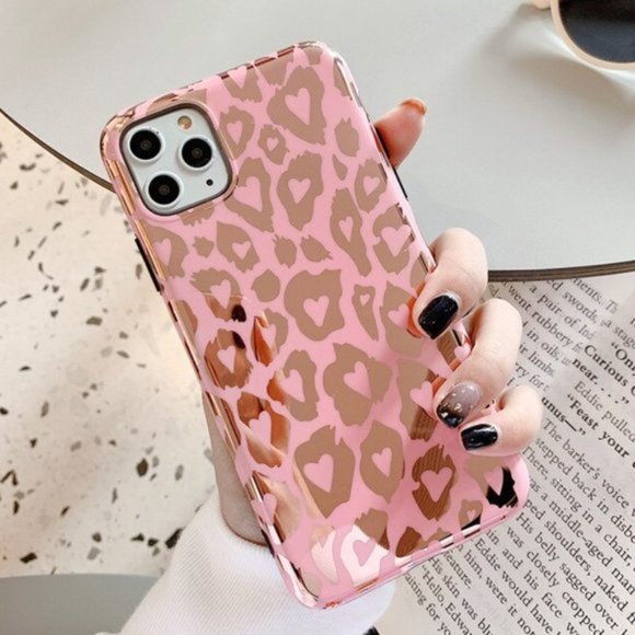 Accessories - NEW iPhone 12/11/Pro/Max/XR Shining Leopard case